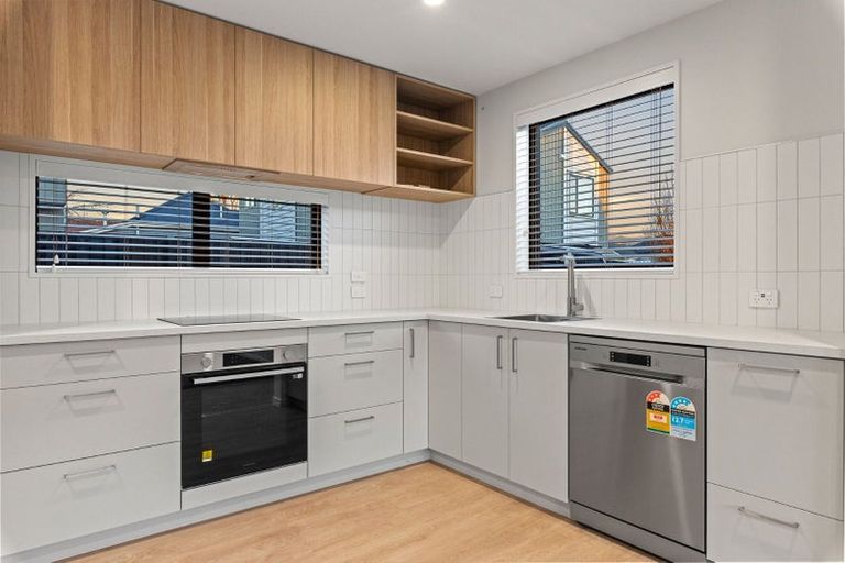 Photo of property in 1/93 Wildberry Street, Woolston, Christchurch, 8023