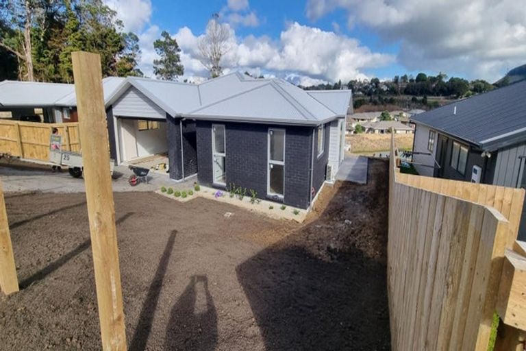 Photo of property in 6 Monterey Rise, Te Kamo, Whangarei, 0112