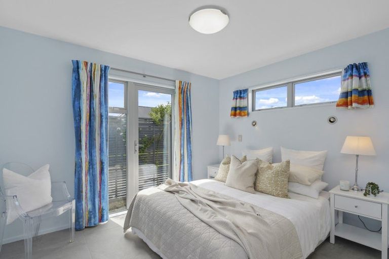 Photo of property in 64 Hewitts Road, Merivale, Christchurch, 8014