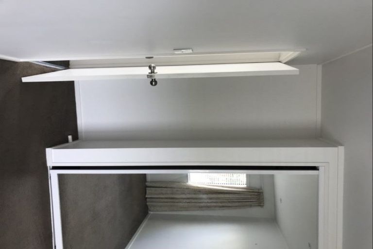 Photo of property in 11/58 Manuroa Road, Takanini, 2112