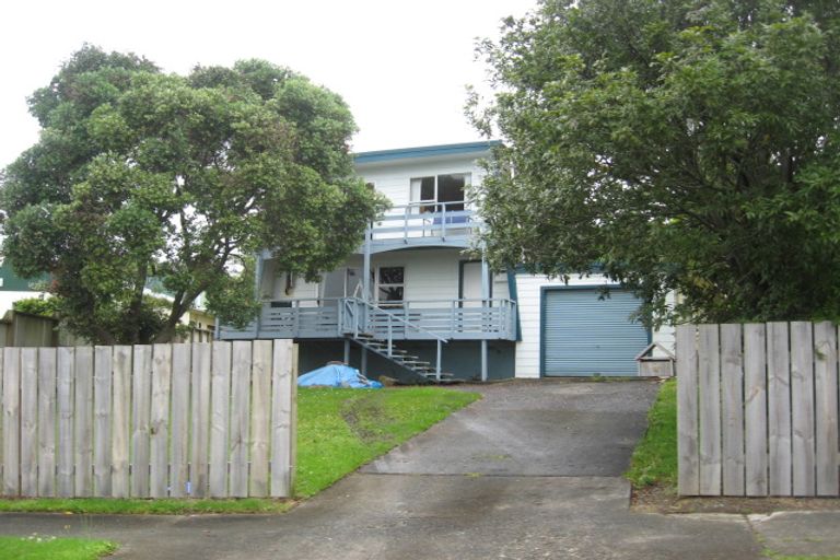 Photo of property in 15 Old Onerahi Road, Onerahi, Whangarei, 0110