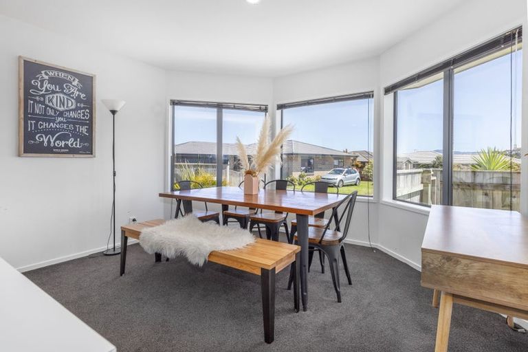 Photo of property in 9 Aqua Way, Paraparaumu, 5032