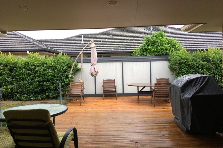 Photo of property in 1 Kereru Place, Pyes Pa, Tauranga, 3112