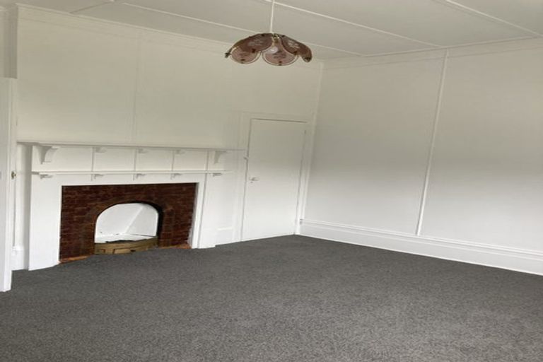 Photo of property in 20 Macdonald Crescent, Te Aro, Wellington, 6011