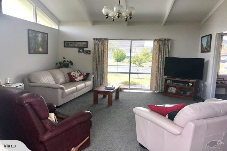 Photo of property in 36 Shelton Place, Feilding, 4702