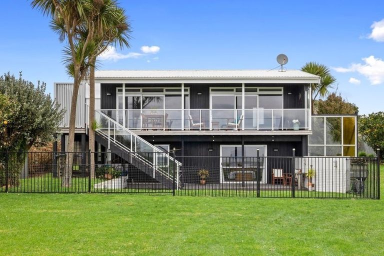 Photo of property in 22a Whiteley Street, Moturoa, New Plymouth, 4310