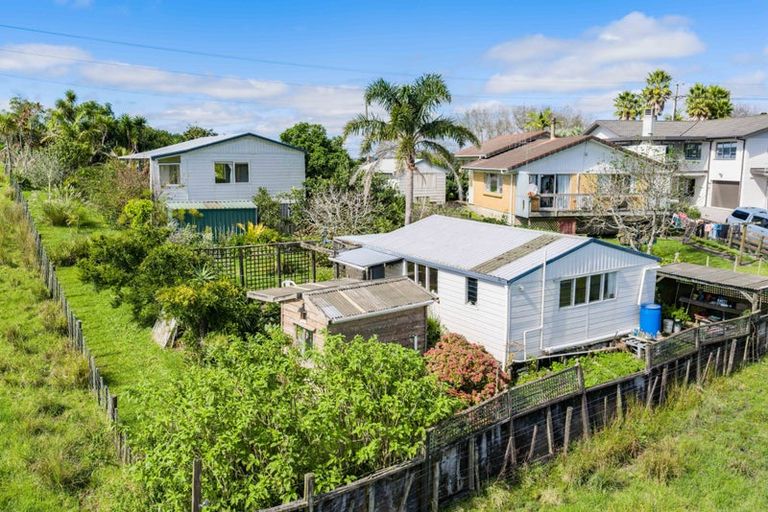 Photo of property in 64 Gorge Road, Maungaturoto, 0520