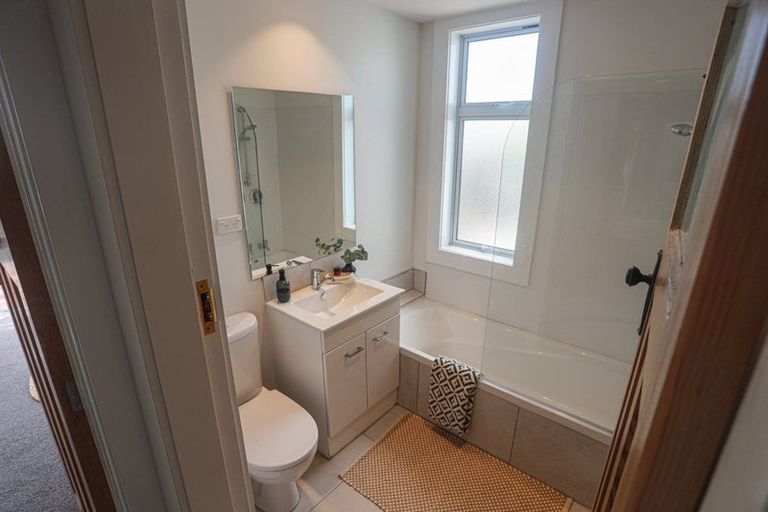 Photo of property in 14 Saint Martins Road, Saint Martins, Christchurch, 8022