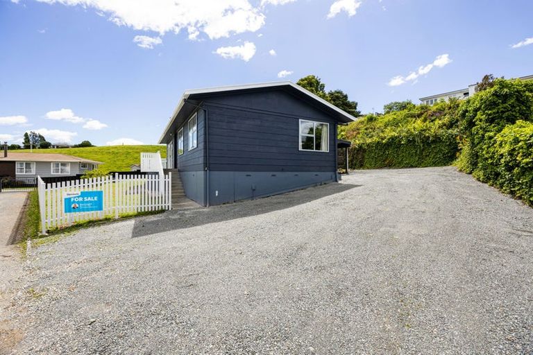 Photo of property in 13 Pygmalion Place, Dinsdale, Hamilton, 3204