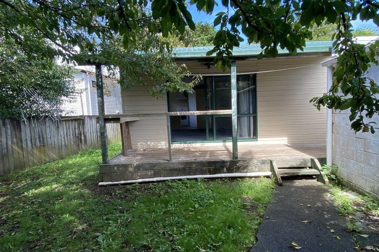 Photo of property in 14 Friedlanders Road, Manurewa, Auckland, 2102