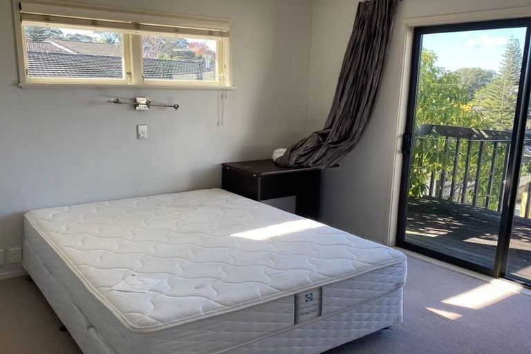 Photo of property in 26 Grenada Avenue, Forrest Hill, Auckland, 0620
