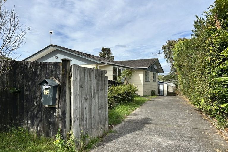 Photo of property in 53 Donovan Avenue, Massey, Auckland, 0614