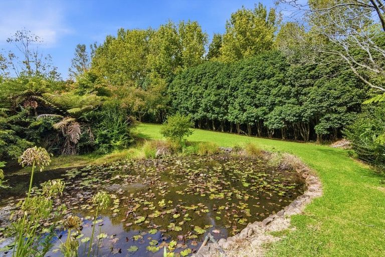 Photo of property in 17 Terry Smyth Drive, Kumeu, 0892