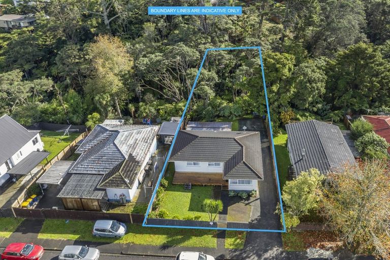 Photo of property in 72 Helena Street, Massey, Auckland, 0614