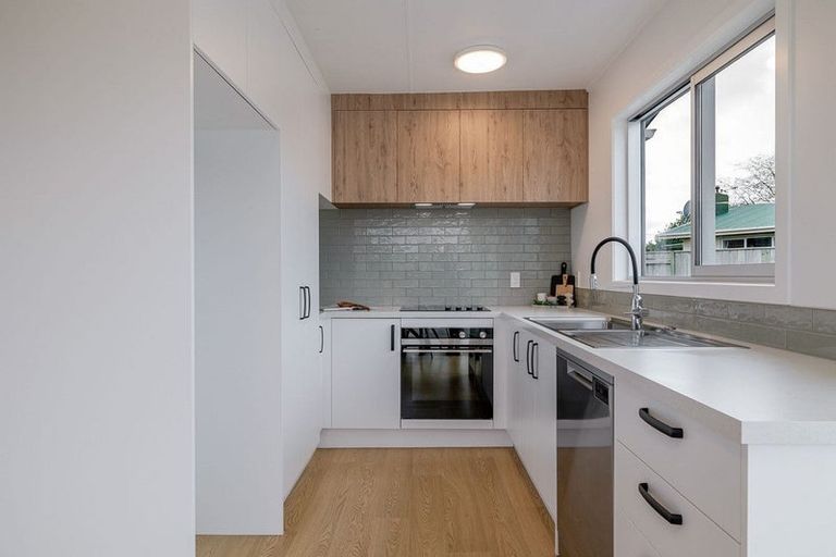 Photo of property in 49 Acacia Street, Kelvin Grove, Palmerston North, 4414