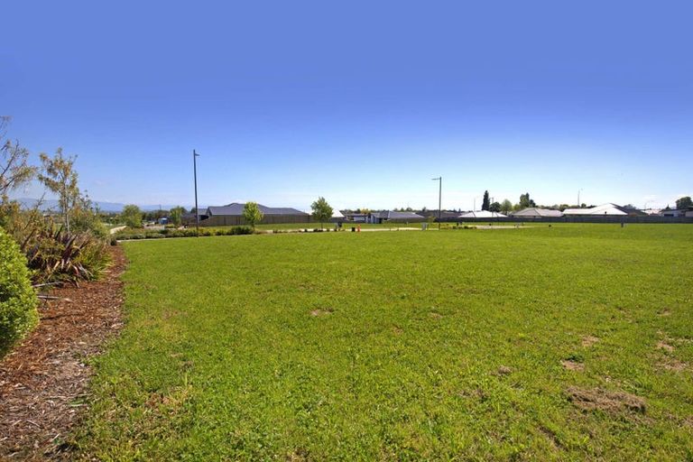 Photo of property in 25 Greenway Crescent, Hope, 7020