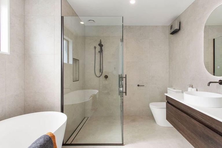 Photo of property in 2/50b Murray Place, Saint Albans, Christchurch, 8014