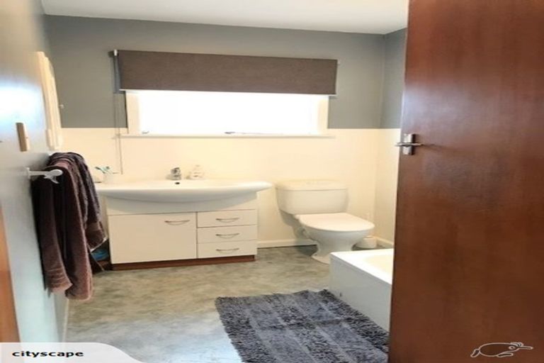 Photo of property in 134 Waimairi Road, Ilam, Christchurch, 8041