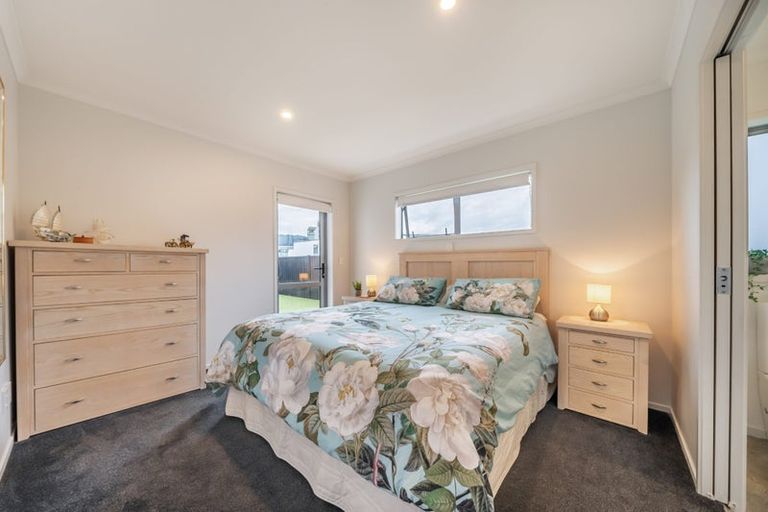 Photo of property in 14 Passchendaele Grove, Trentham, Upper Hutt, 5018