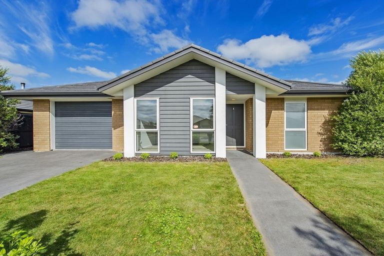 Photo of property in 16 Charlbury Drive, Rolleston, 7615