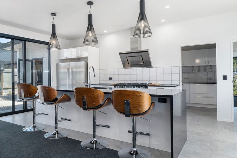 Photo of property in 11 Little Maude Drive, Lake Hawea, Wanaka, 9382