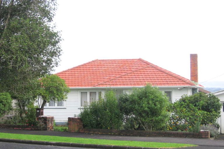 Photo of property in 2/34 James Laurie Street, Henderson, Auckland, 0612