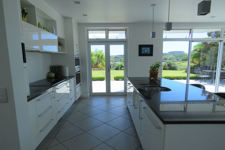Photo of property in 38 Rarere Terrace, Kerikeri, 0230