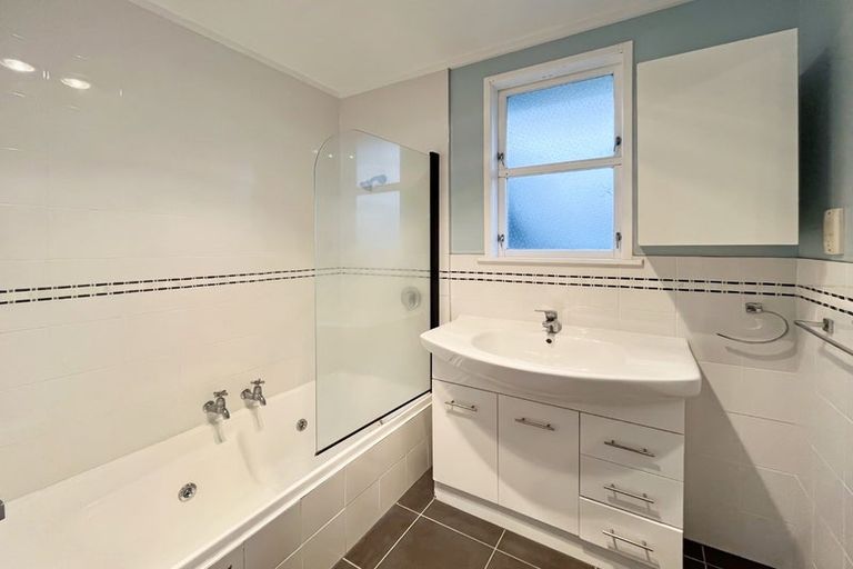 Photo of property in 9 Leslie Avenue, Cloverlea, Palmerston North, 4412