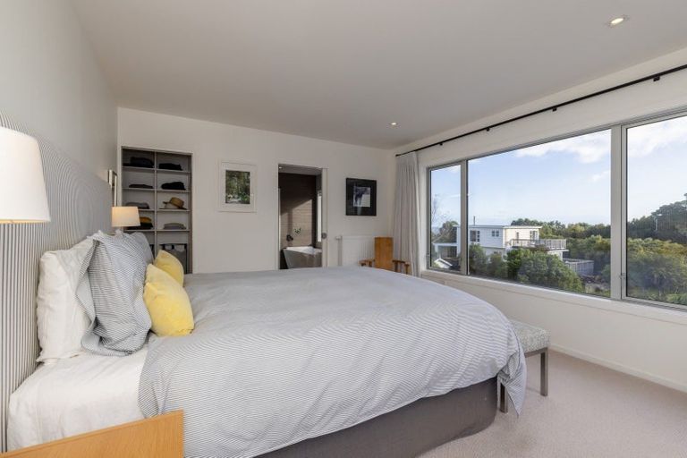 Photo of property in 5 Wharemauku Road, Raumati Beach, Paraparaumu, 5032