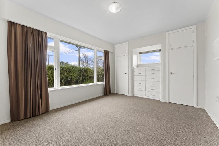 Photo of property in 14 Hannan Street, Levin, 5510