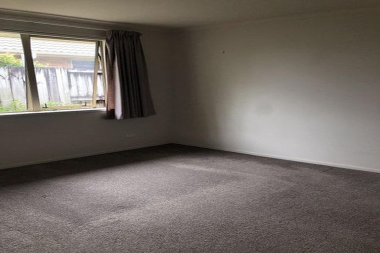 Photo of property in 16 Nobleman Place, Hamilton East, Hamilton, 3216