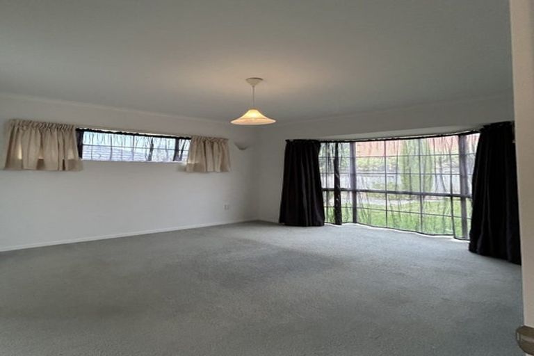 Photo of property in 12 Darimouth Place, Albany, Auckland, 0632
