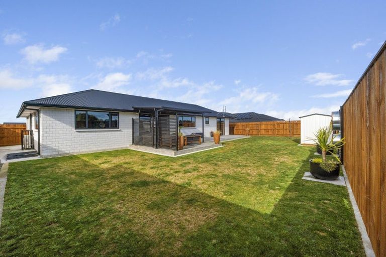 Photo of property in 11 Midsummer Avenue, Stratford, 4332