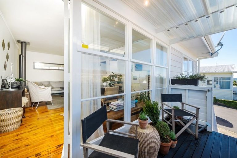 Photo of property in 3/7 Lydia Avenue, Northcote, Auckland, 0627