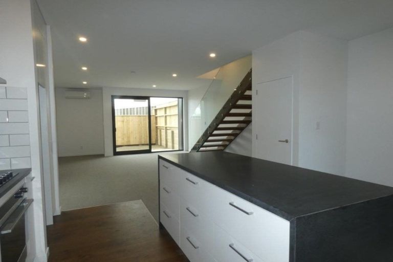 Photo of property in 11/20u Trent Street, Island Bay, Wellington, 6023