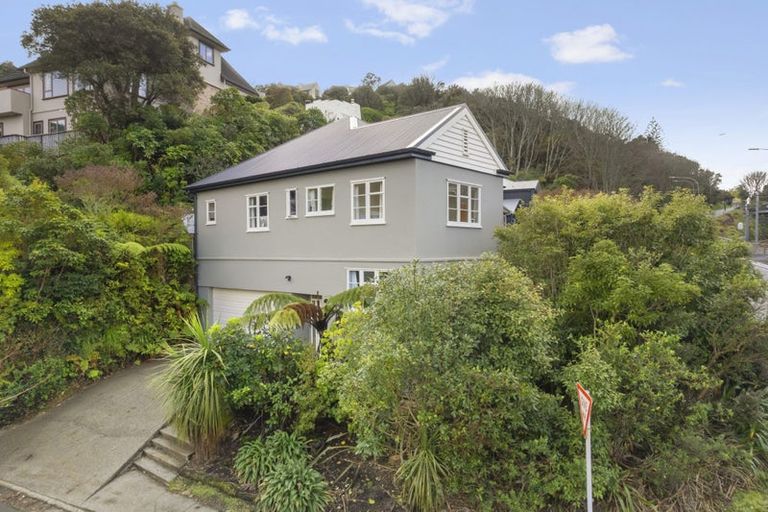 Photo of property in 41 Burma Road, Khandallah, Wellington, 6035