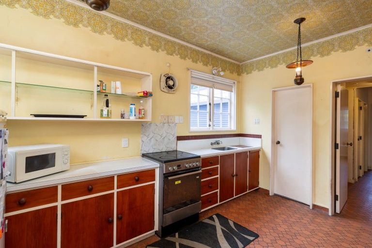 Photo of property in 22 Chatsworth Road, Silverstream, Upper Hutt, 5019