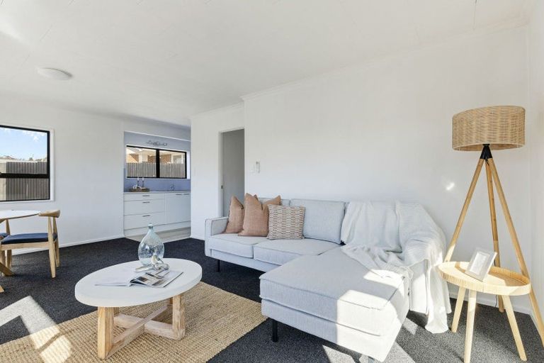 Photo of property in 13 Tukapa Street, Westown, New Plymouth, 4310