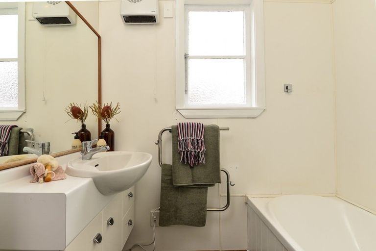 Photo of property in 5 Galway Avenue, Hamilton East, Hamilton, 3216