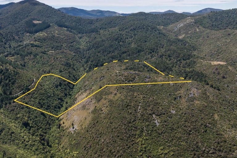 Photo of property in 742 Rameka Creek Road, East Takaka, Takaka, 7183