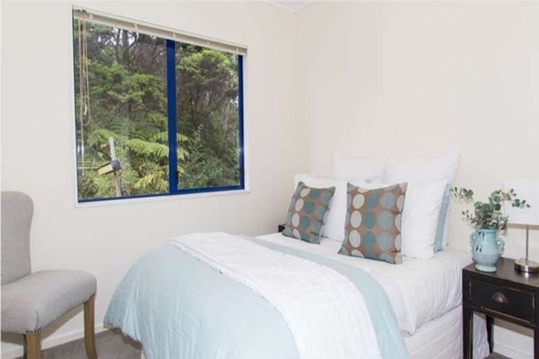 Photo of property in 8 Rimu Rise, Albany, Auckland, 0632