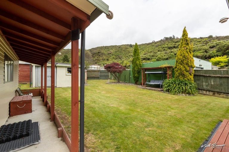 Photo of property in 3 Ingram Street, Naenae, Lower Hutt, 5011