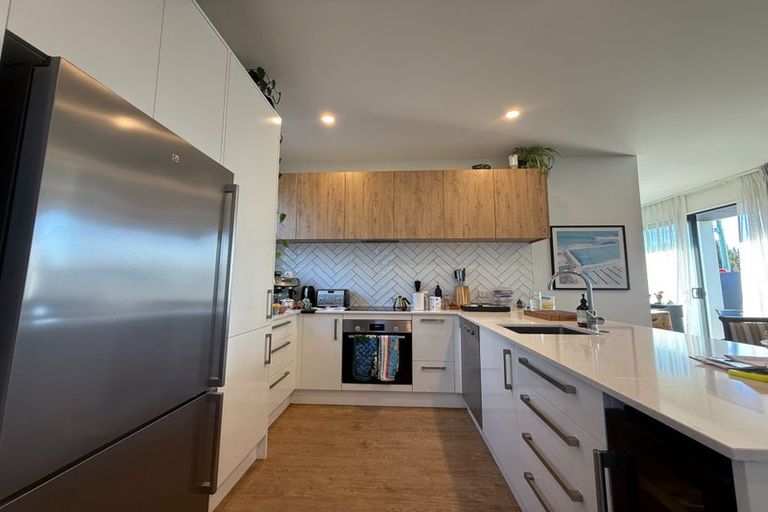 Photo of property in 122 Warden Street, Shirley, Christchurch, 8013