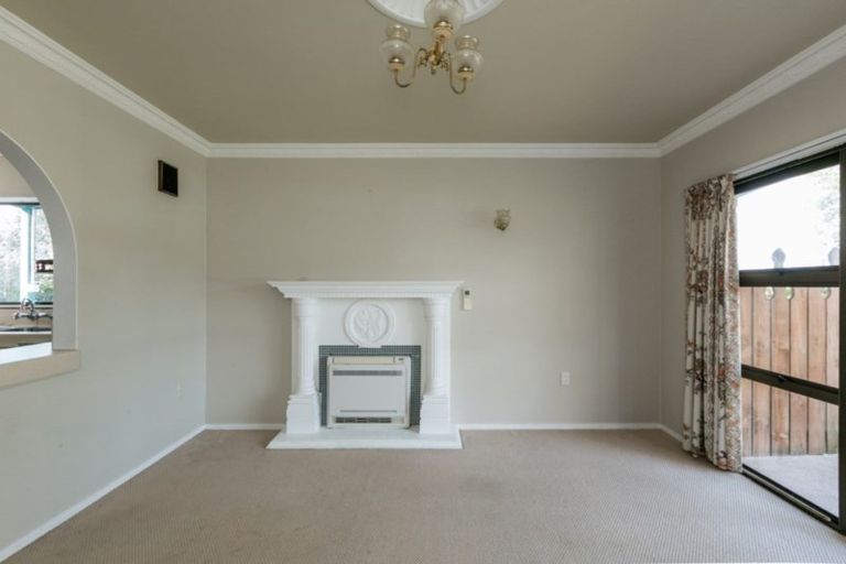 Photo of property in 2 Ewan Place, Taradale, Napier, 4112