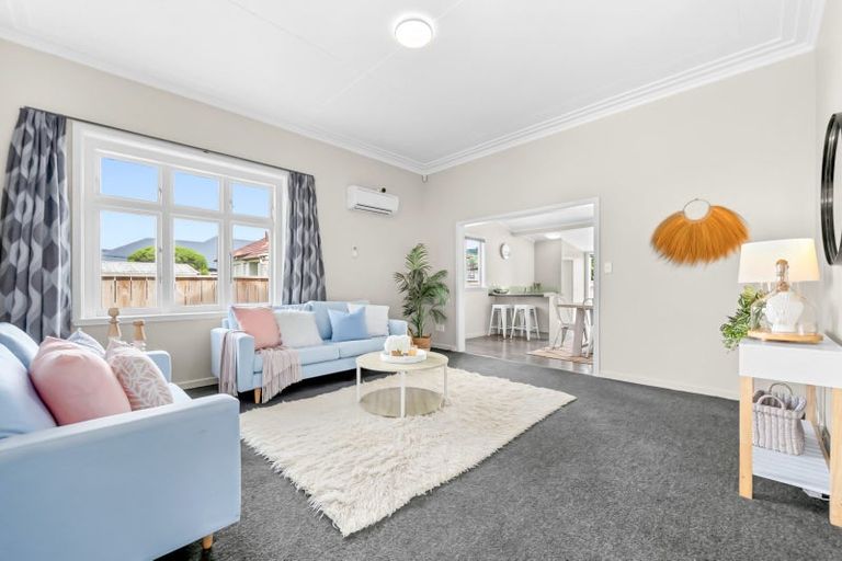 Photo of property in 43 Biddle Crescent, Taita, Lower Hutt, 5011