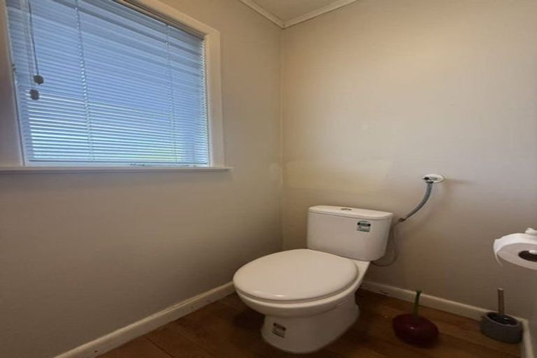 Photo of property in 42 Hillcrest Avenue, Hillcrest, Rotorua, 3015
