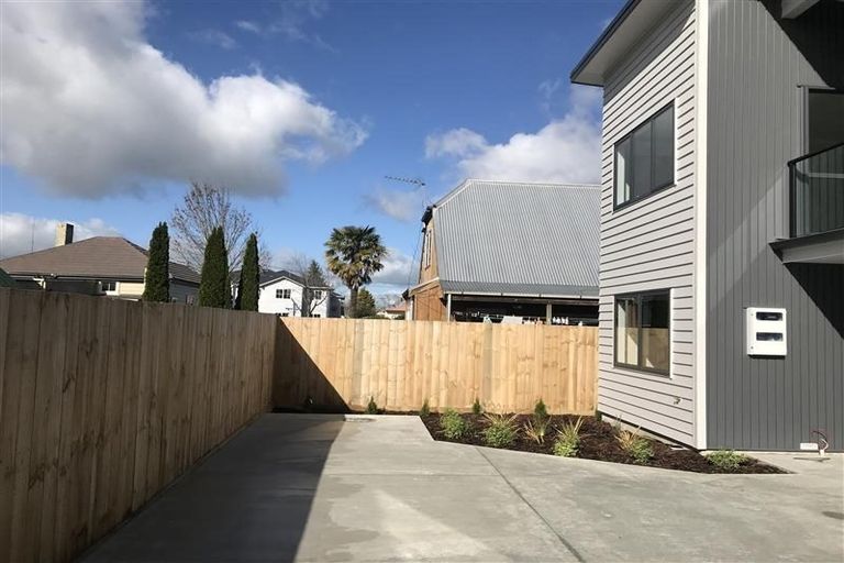 Photo of property in 8u4 Coates Street, Hamilton East, Hamilton, 3216