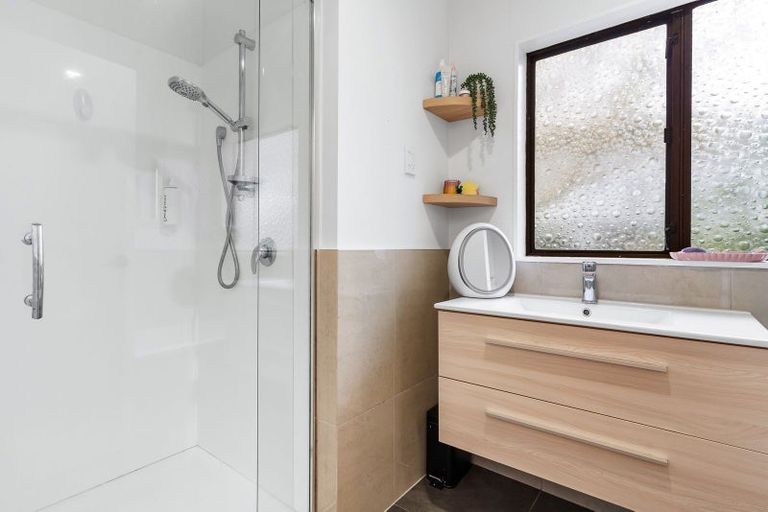 Photo of property in 25 Sunningdale Street, Wattle Downs, Auckland, 2103