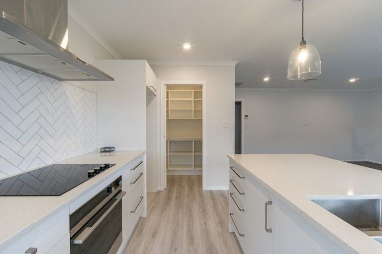 Photo of property in 25 Keerangi Place, Rototuna North, Hamilton, 3210