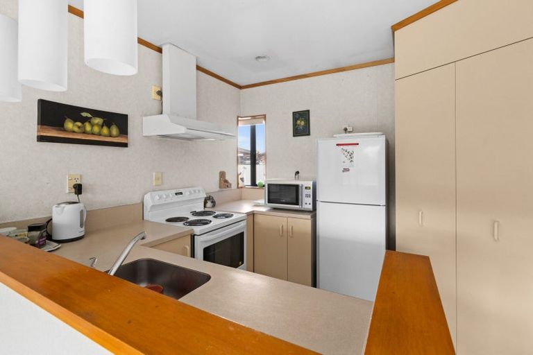 Photo of property in 3/411 Eastbourne Street East, Hastings, 4122